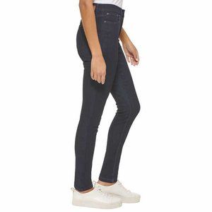 NWT Calvin Klein Jeans Ladies' High Rise Skinny Jeans Dark Blue Size 2